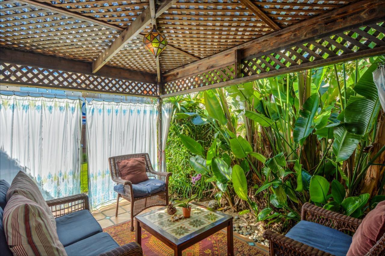 Venice Garden Retreat - Yard, Cabana, Parking, 50 Feet To Los Angeles