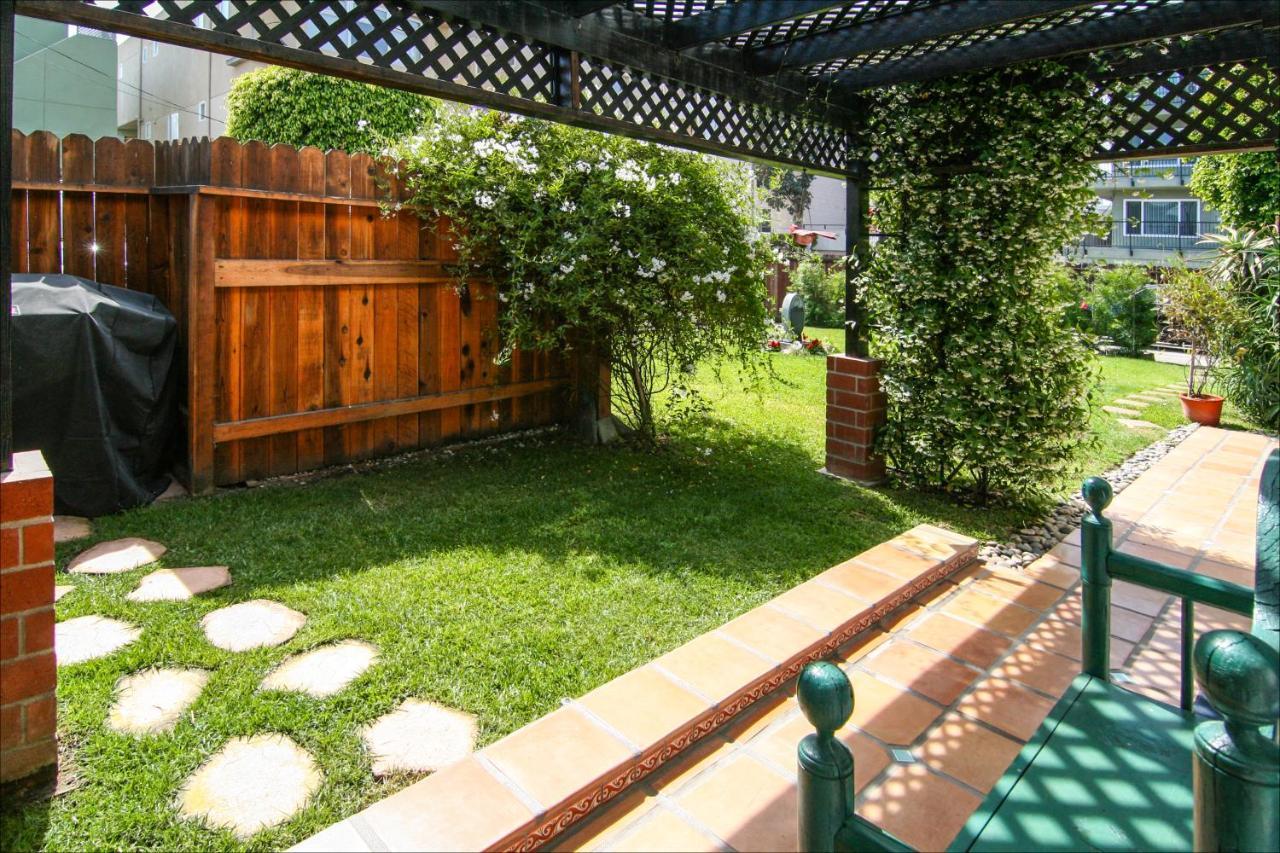 Venice Garden Retreat - Yard, Cabana, Parking, 50 Feet To